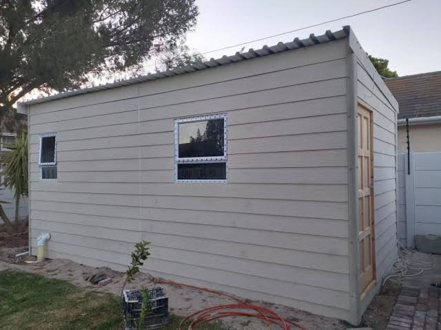 Modern Tech Houses work